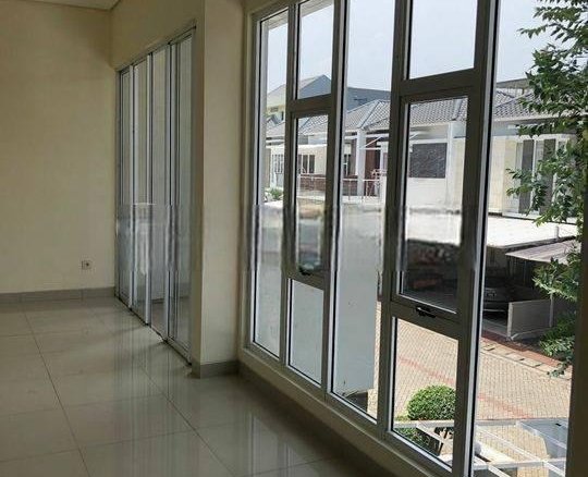 Rumah Golf Lake Residence 2lt, 8x15 kosong 36 Rumah Golf Lake Residence 2lt, 8x15 kosong Rumah Golf Lake Residence 2lt