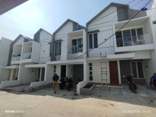 Dijual Murah Rumah 2lantai Di Cijantung Jakarta Timur