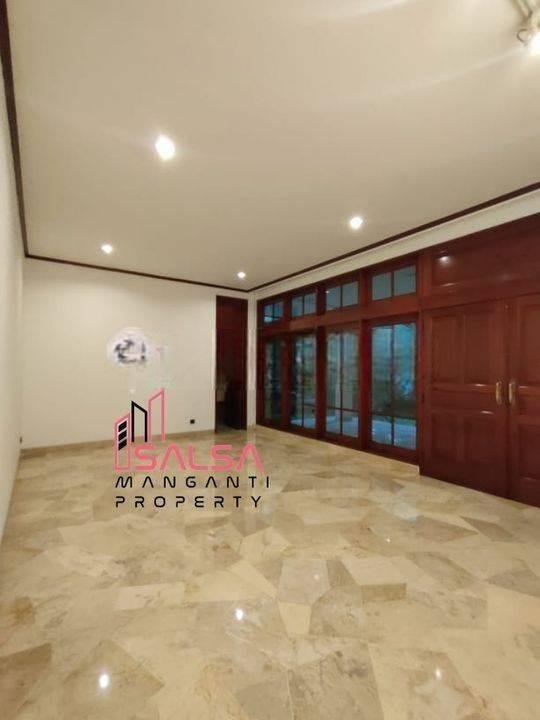 DISEWAKAN RUMAH CANTIK ASRI SIAP HUNI LOKASI STRATEGIS AREA SENOPATI DEKAT MABES DAN SCBD DAN AREA EXPAT DAN LOKASI TENANG DAN HARGA MURAH DI KEBAYORAN BARU JAKARTA SELATAN DISEWAKAN RUMAH CANTIK ASRI SIAP HUNI LOKASI STRATEGIS AREA SENOPATI DEKAT MABES DAN SCBD DAN AREA EXPAT DAN LOKASI TENANG DAN HARGA MURAH DI KEBAYORAN BARU JAKARTA SELATAN