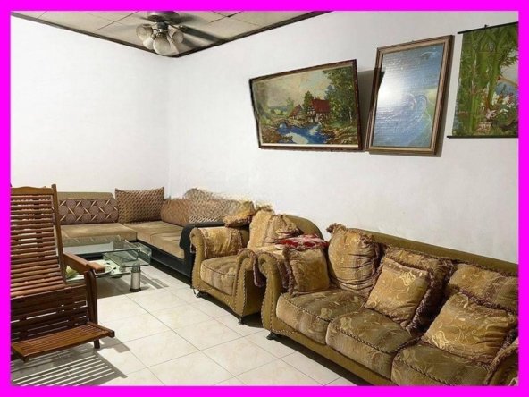 dhyana Rumah uk 8x20m hadap selatan di jelambar