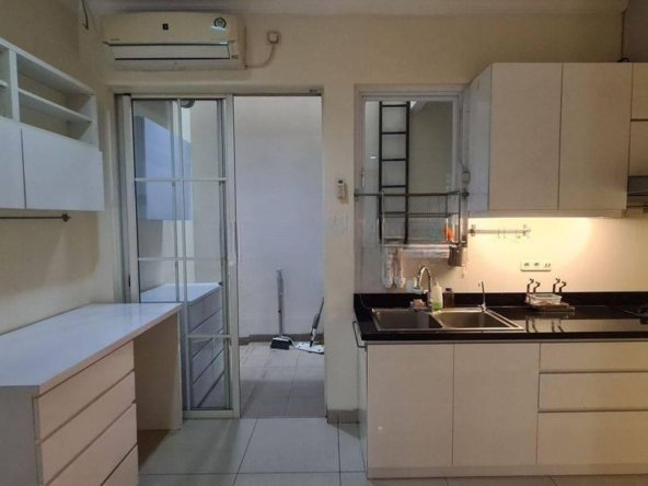 Rumah Furnished Mewah green Lake City 6x15 Cluster Europe