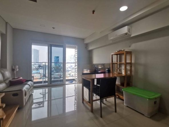 Apartement Maqna Residence Apartement 2 BR Furnished Bagus