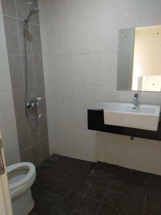 Rumah Sewa Cluster Tesla kt.3+1 Murah di Cluster Tesla gading serpong 2 Lantai Bagus Unfurnished