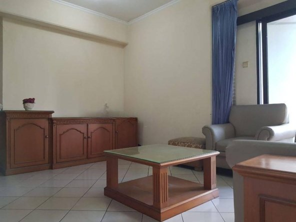 MURAH apartemen Kondominium Golf Karawaci 2 Kamar Tidur Bagus Sekali