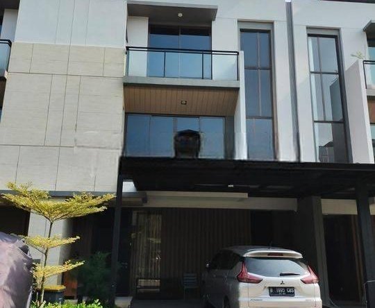 Rumah Mewah Favorite Cluster The Zora BSD Furnished