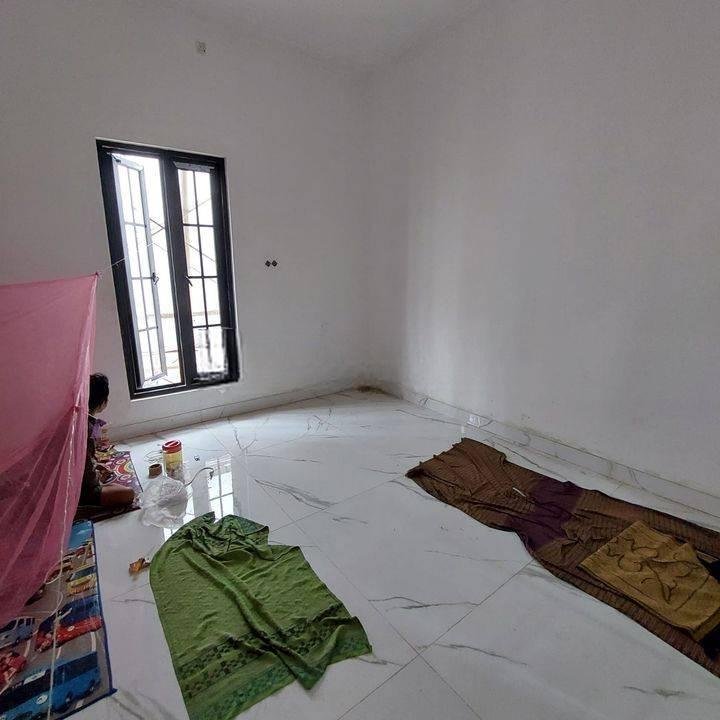 Rumah 3 Lt. Kedoya Raya Cocok Untuk Restoran Kantor Lokasi Ok