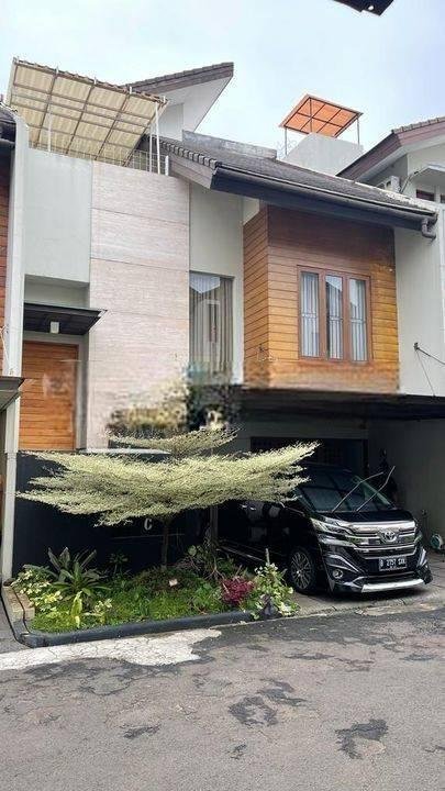 Furnished House dalam cluster di Pondok Pinang