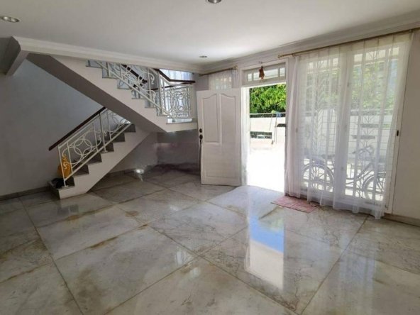 Rumah Muara Karang Blok 8 10x20 Bagus Rapi Bersih Terawat Nego