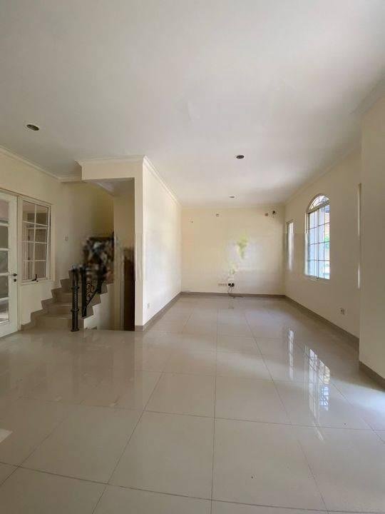 Rumah di Green Lake City cluster West europe ukuran 8x15 SHM