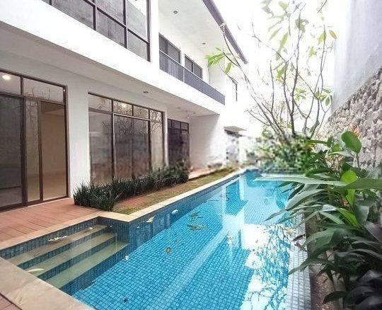 For Rent House Luxurysingle House Disewakan Rumah Cantik Asri Bangunan 2 Lantai Bisa Untuk Silent office dan tempat tinggal Siap Huni Near School Jis Dan Mall Dan Rumah Sakit Harga Nego Good Location Prime Area Pondok Indah Jakarta Selatan