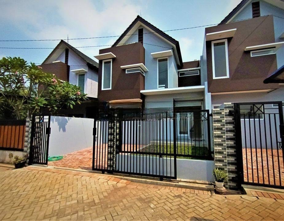 Rumah Baru Lux Murah 2 Lantai Siap Huni Full Bata Merah di Tangerang