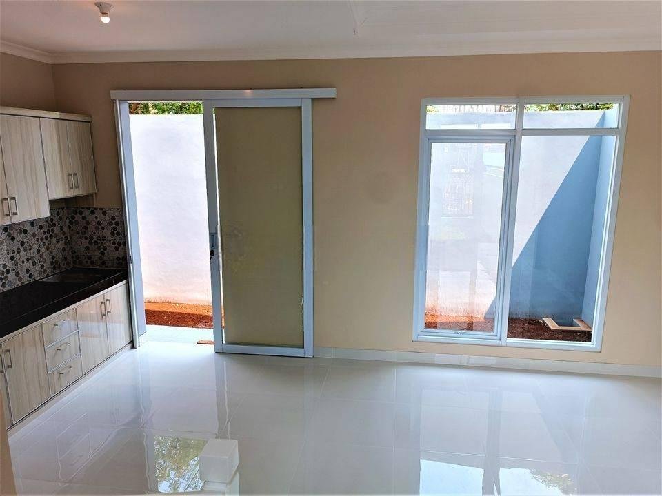 Rumah Baru Lux Murah 2 Lantai Siap Huni Full Bata Merah di Tangerang