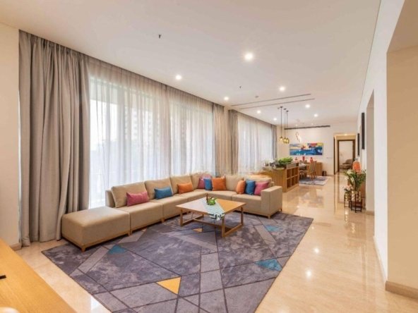 Pakubuwono Spring Combine Unit 4BR Luas 340m2 Unit Langka View