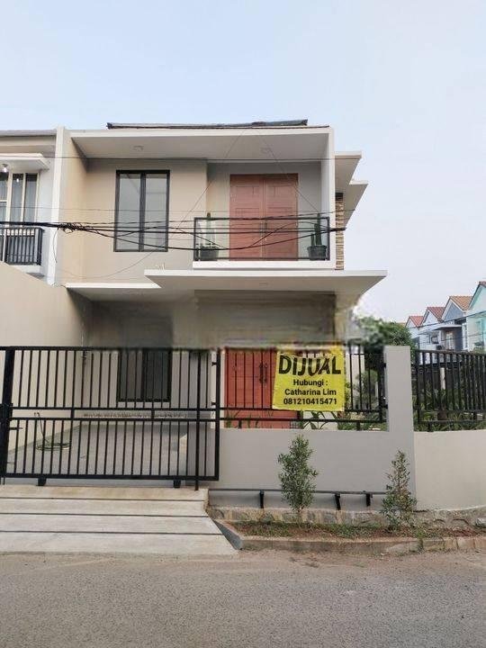DI JUAL RUMAH MEWAH 2LANTAI DI CENGKARENG JAKARTA BARAT