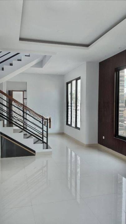 DI JUAL RUMAH MEWAH 2LANTAI DI CENGKARENG JAKARTA BARAT