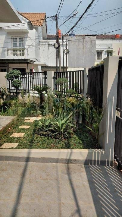 DI JUAL RUMAH MEWAH 2LANTAI DI CENGKARENG JAKARTA BARAT