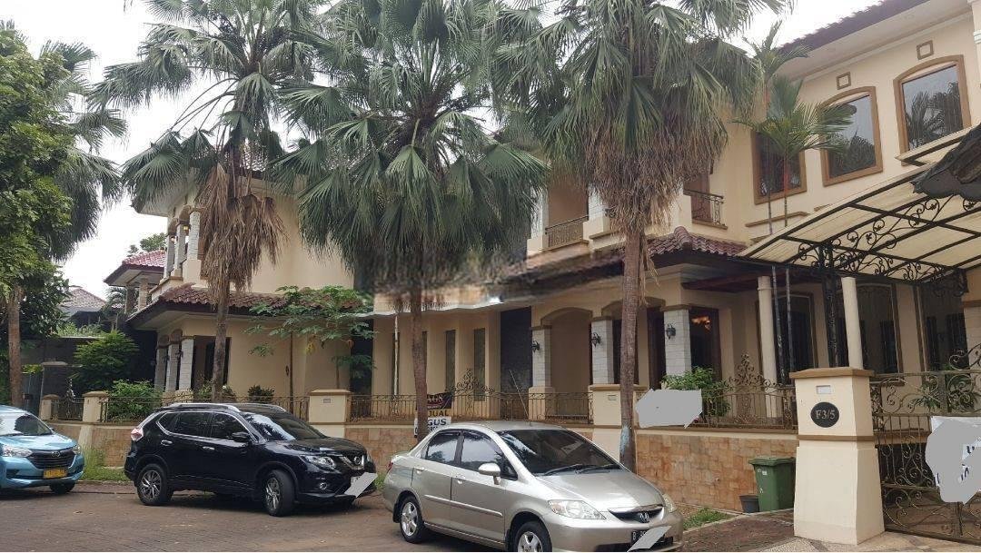 Jual cepat Rumah Mewah 2 lantai kondisi bagus terawat di kawasan elit Raffles Hill Cibubur Jakarta Timur. Lokasi strategis