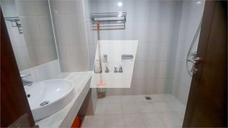 Kamar Mandi : 1 Kamar Mandi : 1