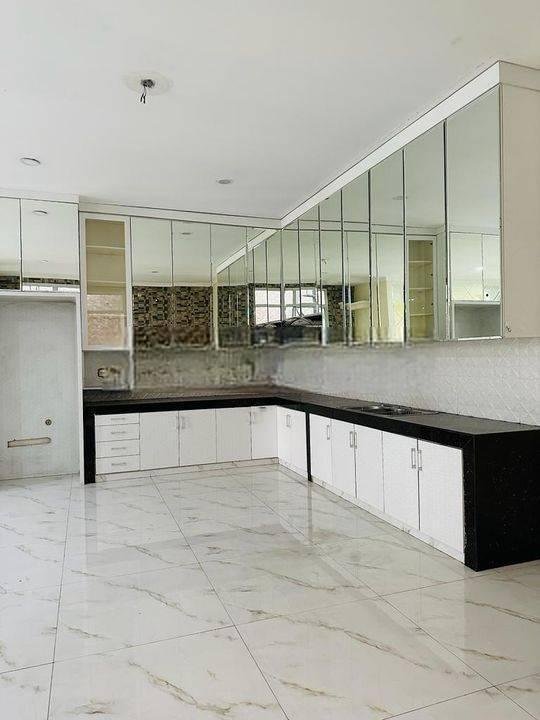 Rumah Di Green Lake City Cluster Amerika Latin Full Renovasi Rumah Di Green Lake City Cluster Amerika Latin Full Renovasi