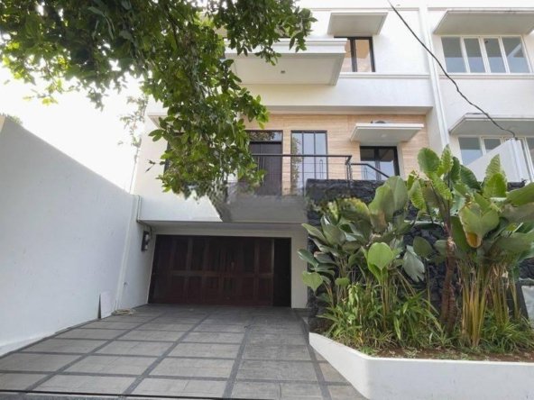 Disewa Rumah Bagus di Kemang (FF/JP)