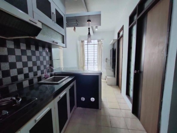 Dijual BU Turun Harga Murah Apartemen The Edge 2 Kamar Tidur Furnished