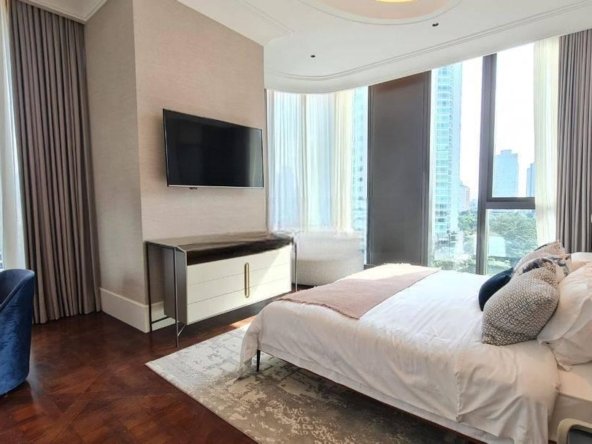 The St Regis Residence Setiabudi Jakarta Selatan 3 BR 375sqm Double Private Lift