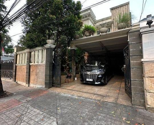 Disewakan Cepat Rumah Barito Lokasi Super Strategis, Bangunan 2 Lantai 20 Disewakan Cepat Rumah Barito Lokasi Super Strategis, Bangunan 2 Lantai Disewakan Cepat Rumah Barito Lokasi Super Strategis