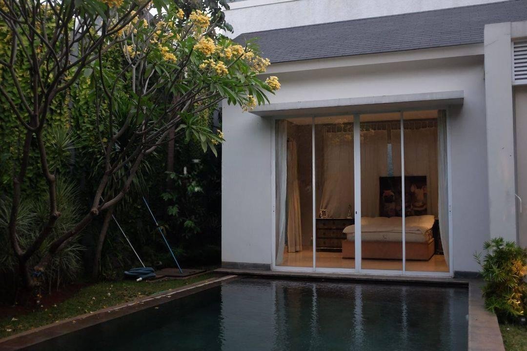 For Rent House Rumah Bisa Kantor Dan Tempat Tinggal Dekat Mrt Dan Dekat Sekolah Prancis Dan Mall Citos Dan Fatmawati Disewakan Rumah Mewah Nuansa Tropical Garden Private Pool Dan Garden Dekat Sekolah Prancis Dan Mrt Dan Mall Dan Area Prime Dan Good Locati