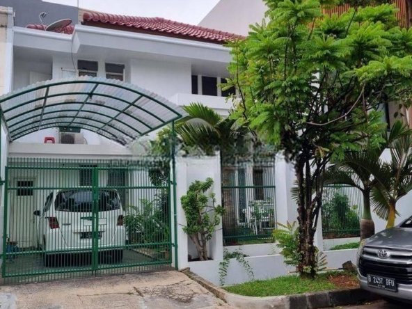 Rumah Siap Huni di Permata Buana Jakarta Barat
