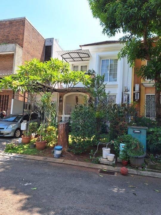 Rumah Semi Furnished di Provence Parkland