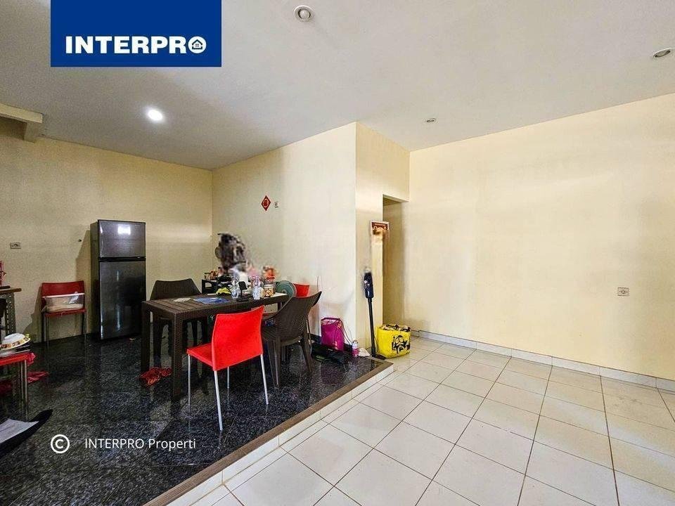 Rumah Dijual Green Garden Hoek Cluster Suasana Tenang Jalan Lebar