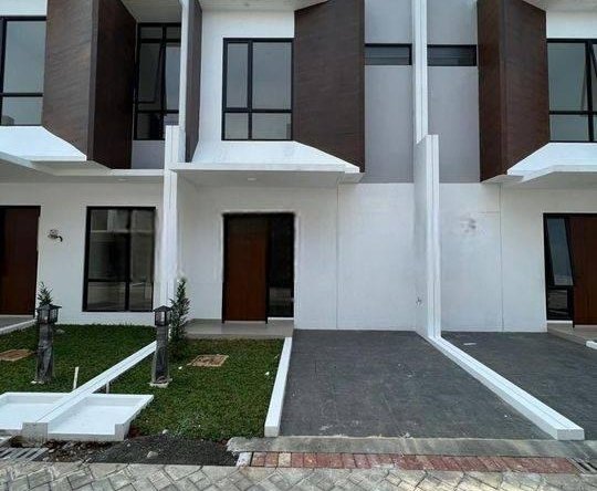 Rumah Siap Huni Dengan Private Cluster di Dekat Bsd