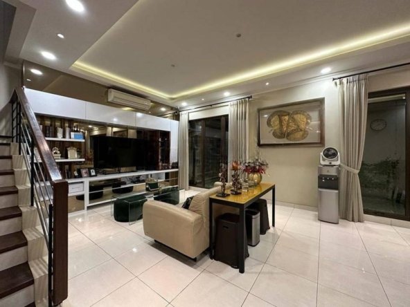 butuh cepat Rumah Mewah di Green Cove