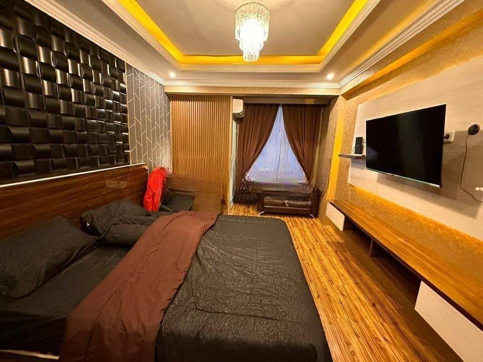 Kamar Mandi : 1