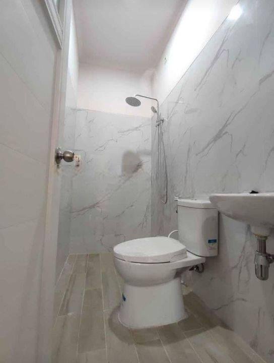 Rumah 2 Lantai Dalam Kompleks Elit Cempaka Putih