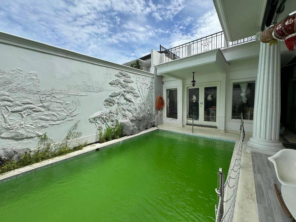 Rumah Bagus SHM di Fontainebleau Golf Residence