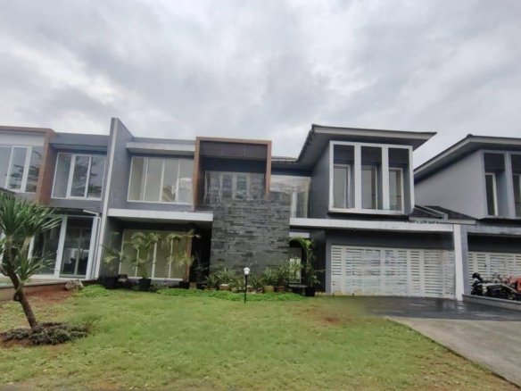 Rumah Besar Favorite Alam Sutera - Orlanda 8 Rumah Besar Favorite Alam Sutera - Orlanda Rumah Besar Favorite Alam Sutera - Orlanda