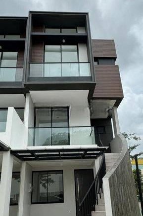 Disewakan Murah Rumah Baru 2lantai Golf Island 14 Disewakan Murah Rumah Baru 2lantai Golf Island Disewakan Murah Rumah Baru 2lantai Golf Island