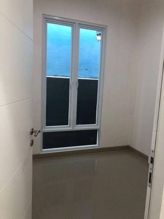 Rumah minimalis modern 2 lantai jakarta