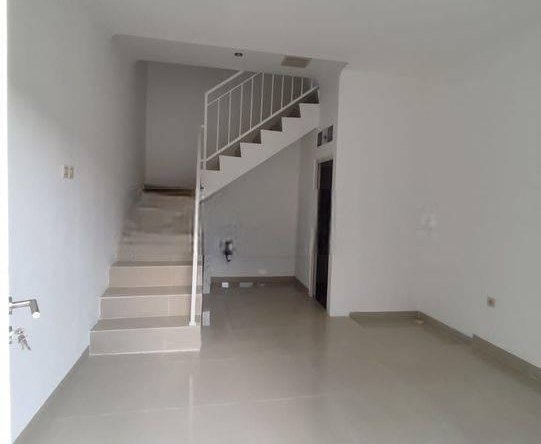 Di rumah cantik minimalis 2 lantai jalan sunter jakarta utara