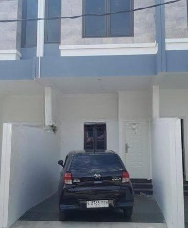 Rumah 3 Lantai dekat Perkantoran Percetakan Negara Jakarta Pusat