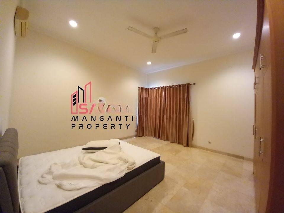 Disewakan Rumah Bangunan 1 Lantai Di Cipete Dekat Sekolah Prancis For Rent House Beautiful Single House Big Garden Nice Garden And Private Pool And Near School France And Near Mrt And Kebayoran Baru And Kemang Area Cipete Jakarta Selatan