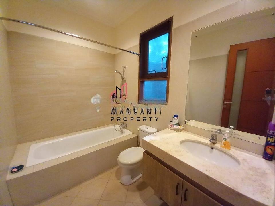 Disewakan Rumah Bangunan 1 Lantai Di Cipete Dekat Sekolah Prancis For Rent House Beautiful Single House Big Garden Nice Garden And Private Pool And Near School France And Near Mrt And Kebayoran Baru And Kemang Area Cipete Jakarta Selatan