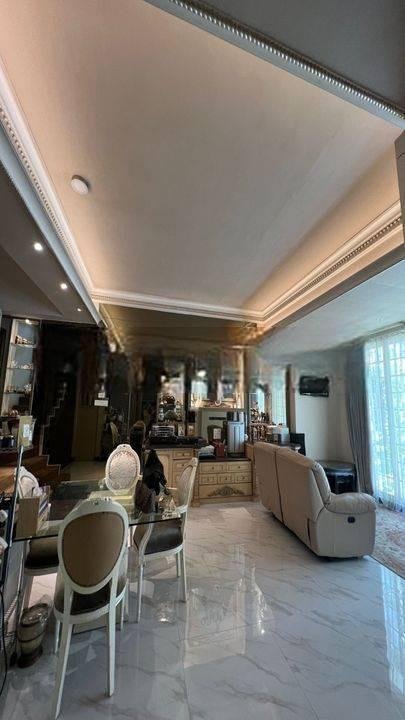 Dijual Apartemen Waterplace Garden Mansion Pakuwon Indah Furnish Mewah Dijual Apartemen Waterplace Garden Mansion Pakuwon Indah Furnish Mewah