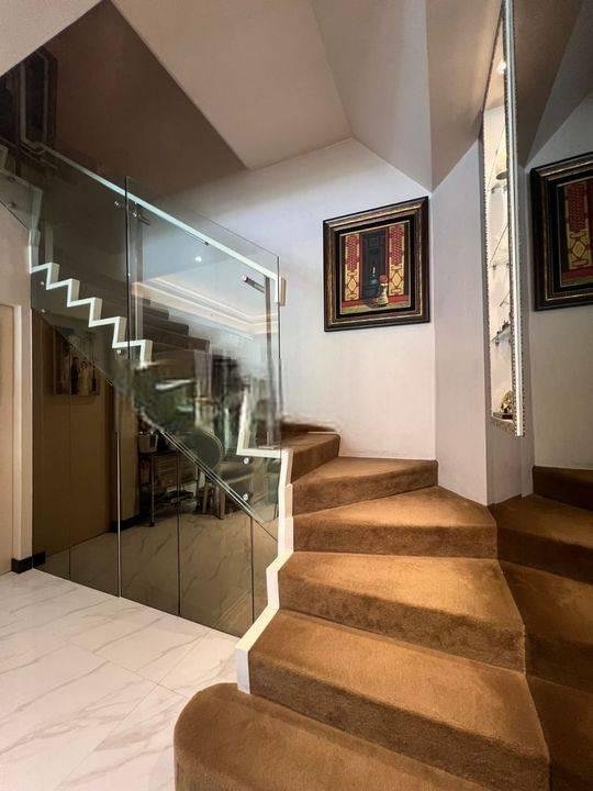 Dijual Apartemen Waterplace Garden Mansion Pakuwon Indah Furnish Mewah Dijual Apartemen Waterplace Garden Mansion Pakuwon Indah Furnish Mewah