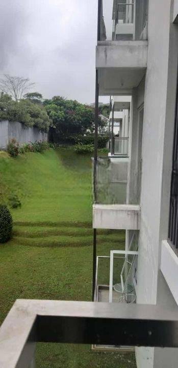 Luas Bangunan : 57 m²