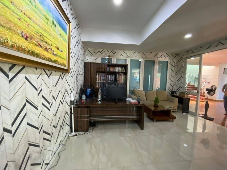 Rumah MEWAH SHM 2 Lantai di Citra Garden 2
