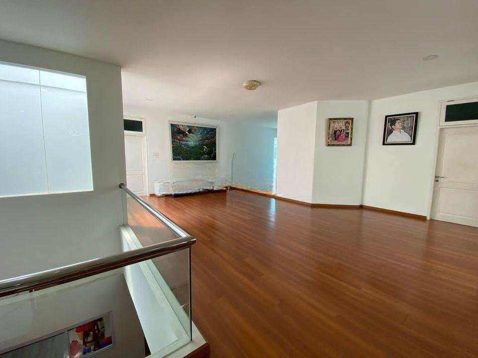 Rumah MEWAH SHM 2 Lantai di Citra Garden 2