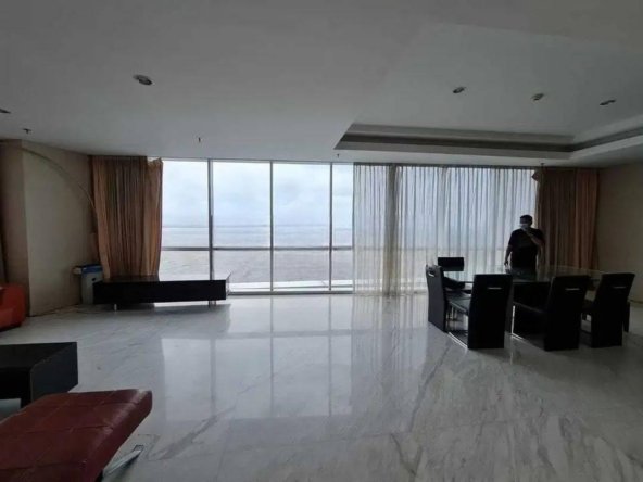 Apartemen Regatta Luas 243m