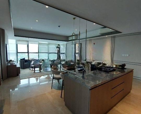 "Luxurious - Harga Terjangkau" Apartment Di Pusat Jakarta ; "Superblok Konsep" only @Holland Village Jakarta (HVJ), Lokasi Mainroad & only 5 menit menuju "toll dalam kota" 4 "Luxurious - Harga Terjangkau" Apartment Di Pusat Jakarta ; "Superblok Konsep" only @Holland Village Jakarta (HVJ), Lokasi Mainroad & only 5 menit menuju "toll dalam kota" "Luxurious - Harga Terjangkau" Apartment Di Pusat Jakarta ; "Superblok Konsep" only @Holland Village Jakarta (HVJ)